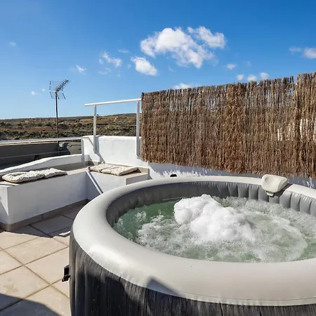 Holiday home Casa La Destiladera - Jacuzzi - Vistas - Relax Arico el Nuevo